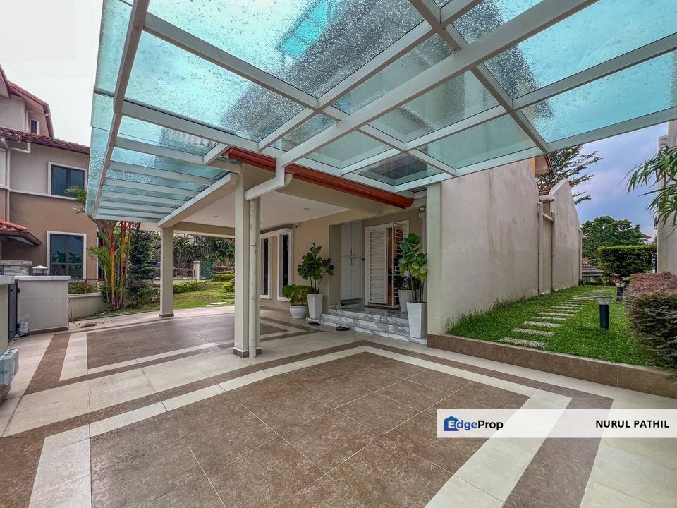 3 STOREY BUNGALOW AVALON HILLS BUKIT RAHMAN PUTRA-NICE ID, Selangor, Bukit Rahman Putra