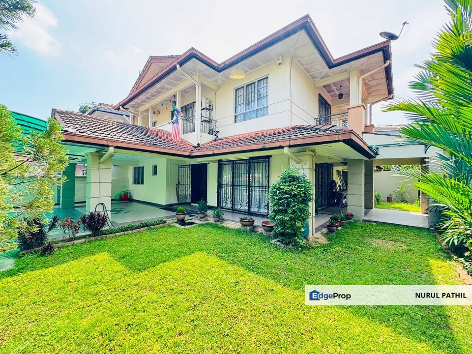 Facing Open Freehold Double Storey Semi Detached Taman Setia 2 Balakong Seri Kembangan, Selangor, Balakong