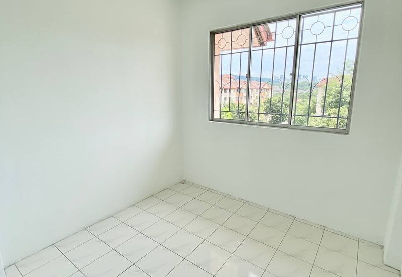 Apartment Carmila @ Kota Damansara