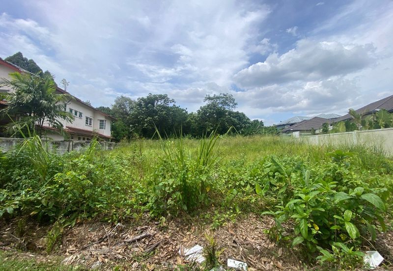 Lot Bungalow @ Bukit Beringin Kajang