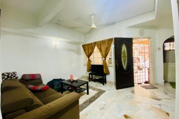 Bandar Tun Hussein Onn