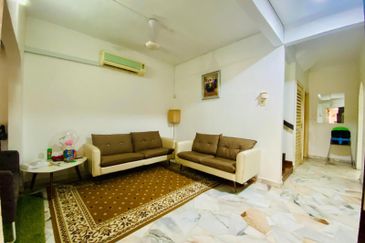 Bandar Tun Hussein Onn