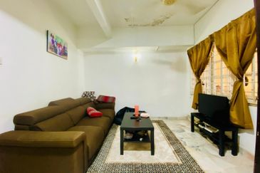 Bandar Tun Hussein Onn