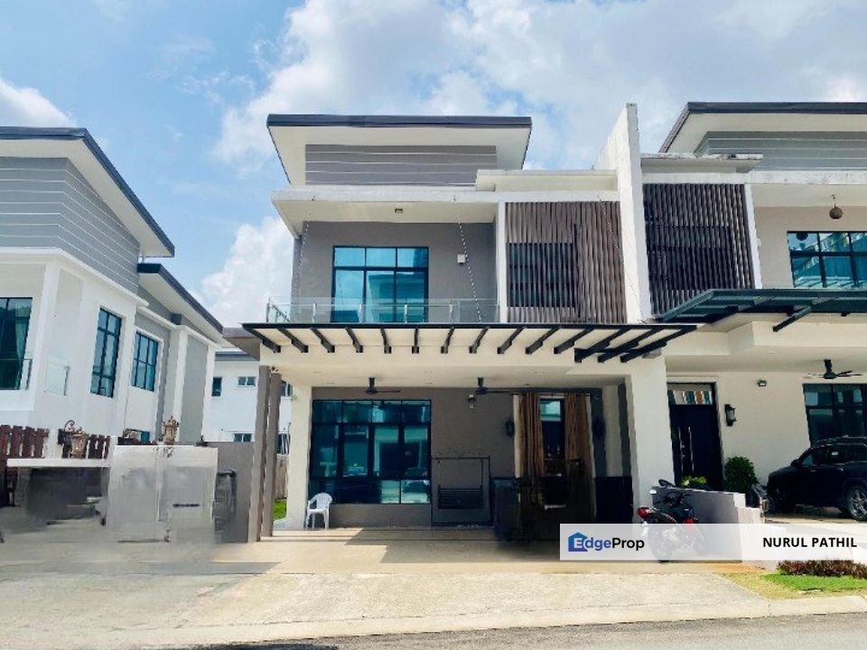 DOUBLE STOREY SEMI D VERGE 32 KEMENSAH HEIGHTS FOR SALE, Selangor, Ampang