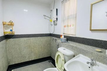 Seri Maya Condominium