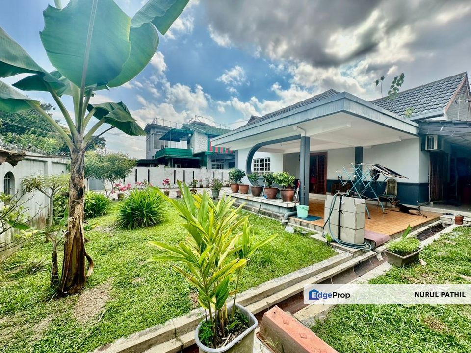 Petaling Jaya Old Town Seksyen 1 Single Storey Bungalow For Sale (SEMI FURNISHED), Selangor, Petaling Jaya