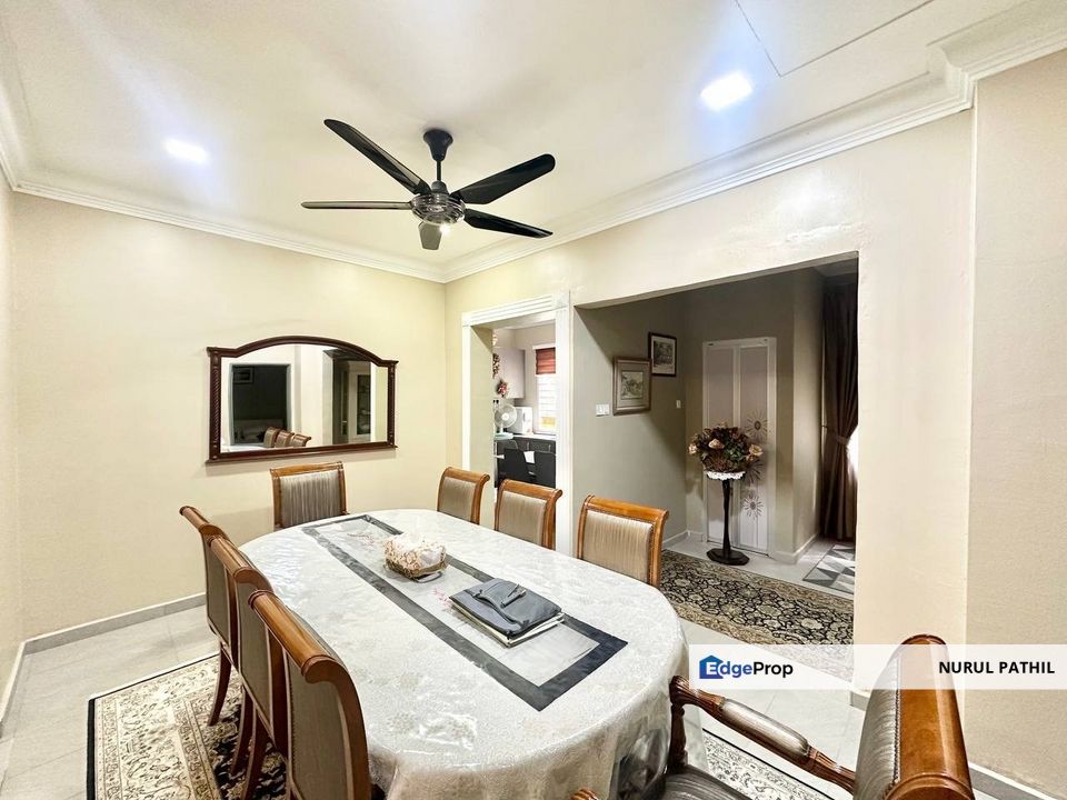 RUMAH SEMI-D FULLY RENOVATED @ SAUJANA IMPIAN, KAJANG, Selangor, Kajang