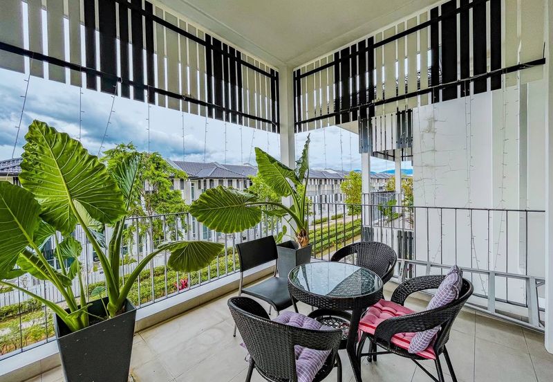 Mellowood @ Eco Majestic