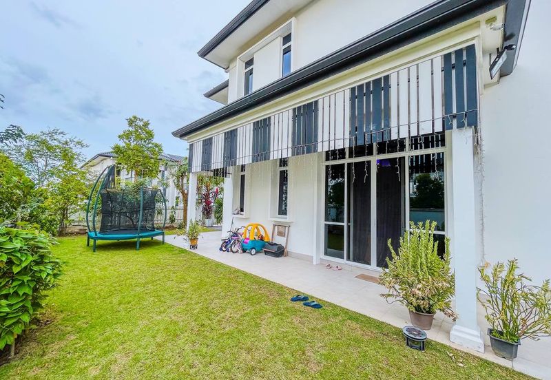 Mellowood @ Eco Majestic