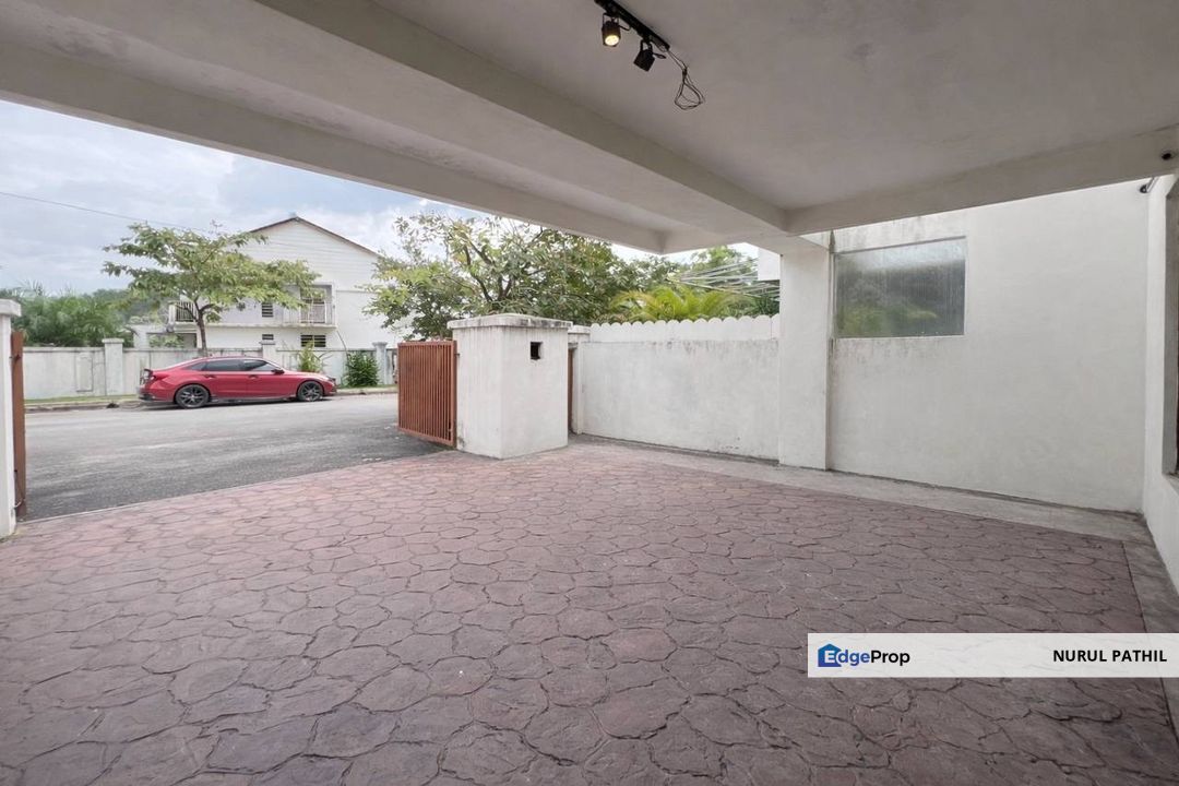 Facing Tepi Rumah 2 Storey Azalea Homes, Kundang Jaya, Rawang, Selangor, Rawang