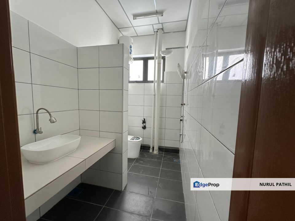 NEW DETACHED FACTORY FREEHOLD at Balakong (Detached Factory with Office Area), Selangor, Balakong