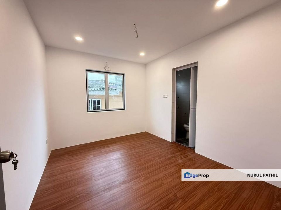 TAMAN JASMIN, KAJANG (2 STOREY TERRACE HOUSE RENOVATED), Selangor, Kajang