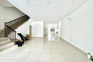 Setia Warisan Tropika