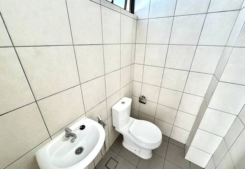 Setia Warisan Tropika