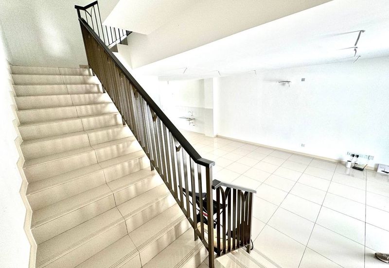 Setia Warisan Tropika