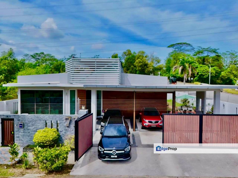 Corner Lot Single Storey Bungalow Palma Jaya Perdana Seremban Just 5 Minutes from Lekas Highway
, Negeri Sembilan, Seremban