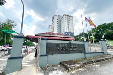 Kemuncak Shah Alam (Sri Kemuncak Kondominium)