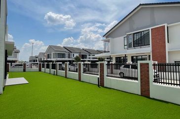 Elmina Green Three @ City of Elmina