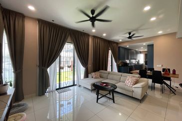 Elmina Green Three @ City of Elmina