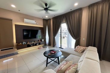 Elmina Green Three @ City of Elmina