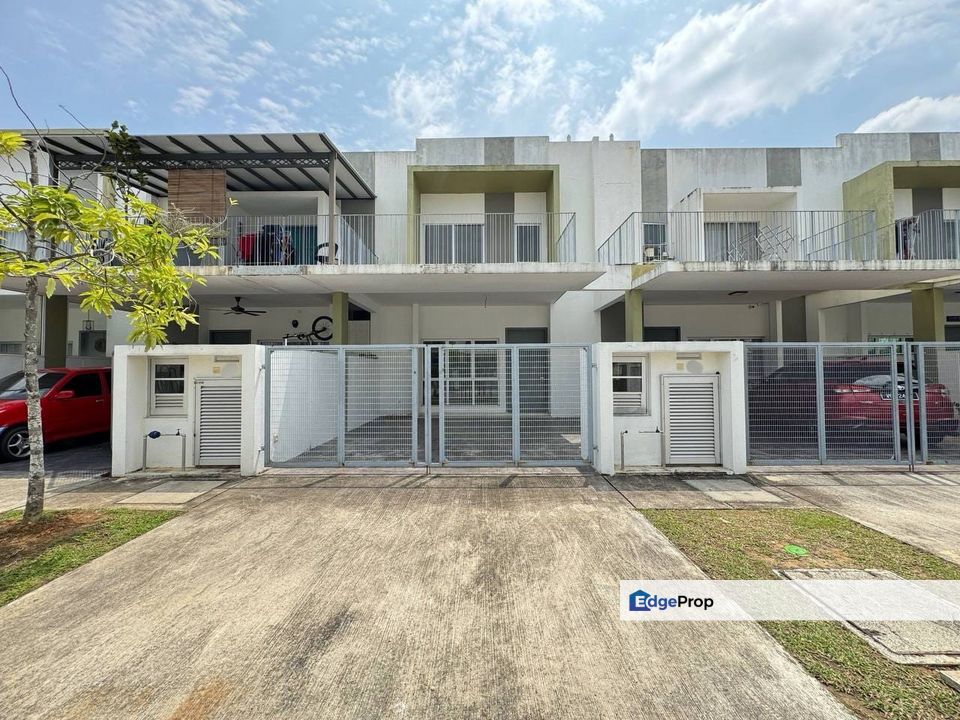 Double Storey Terrace House, Casa Wood, Cybersouth, Dengkil, Selangor, Dengkil