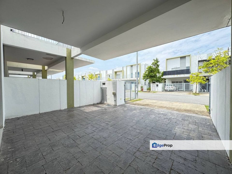 Double Storey Terrace House, Casa Wood, Cybersouth, Dengkil, Selangor, Dengkil