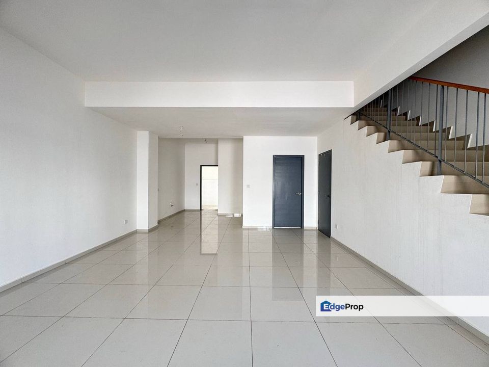 Double Storey Terrace House, Casa Wood, Cybersouth, Dengkil, Selangor, Dengkil