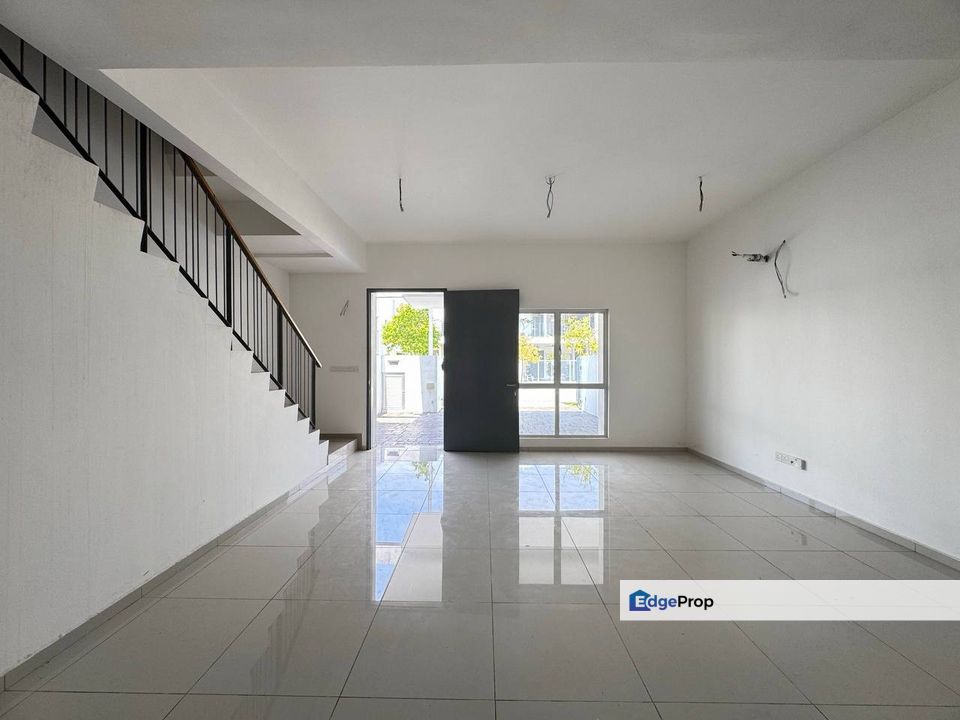 Double Storey Terrace House, Casa Wood, Cybersouth, Dengkil, Selangor, Dengkil