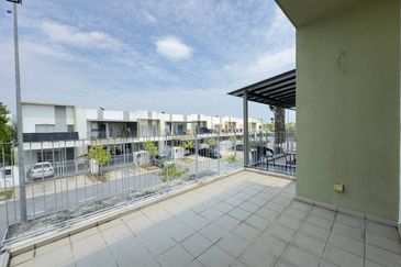 Casa Wood, CyberSouth