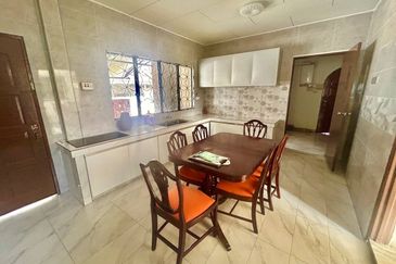 Seksyen 12, Shah Alam