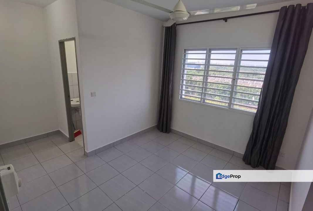 CENDANA APARTMENT, M RESIDENCE 2, RAWANG, Selangor, Rawang