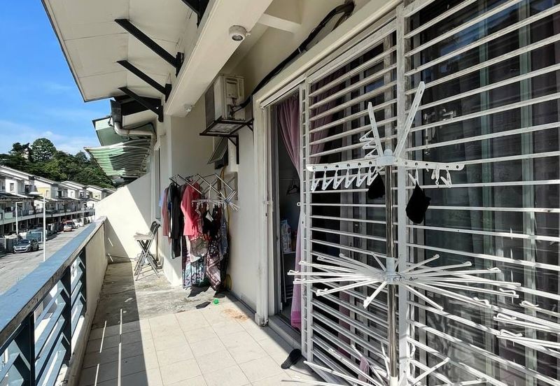 Ariza Garden Villa @ Taman Raintree