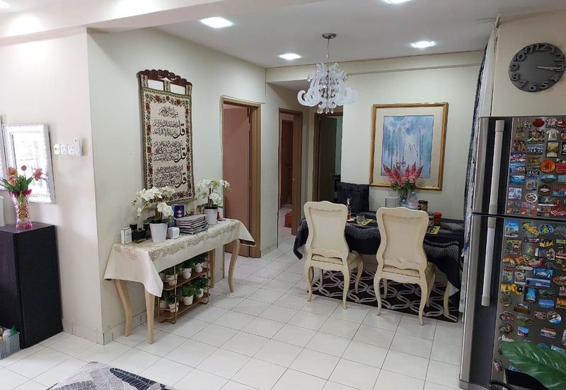 Pangsapuri Saujana Gombak