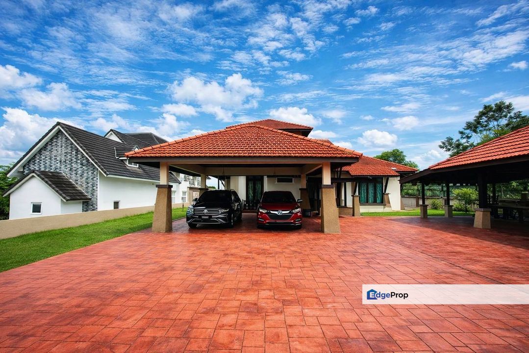 Bangi Golf Resort 1.5 Bungalow House, Selangor, Bangi