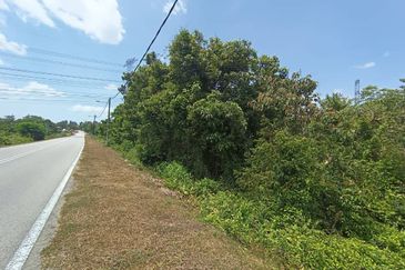 RUM AWAM KAMPUNG PULAU