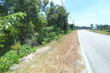 RUM AWAM KAMPUNG PULAU