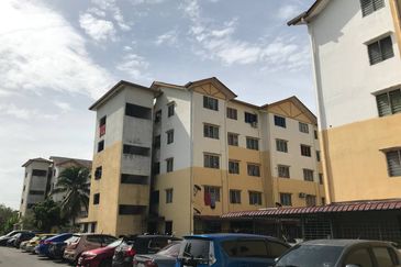 Apartment Cempakapuri