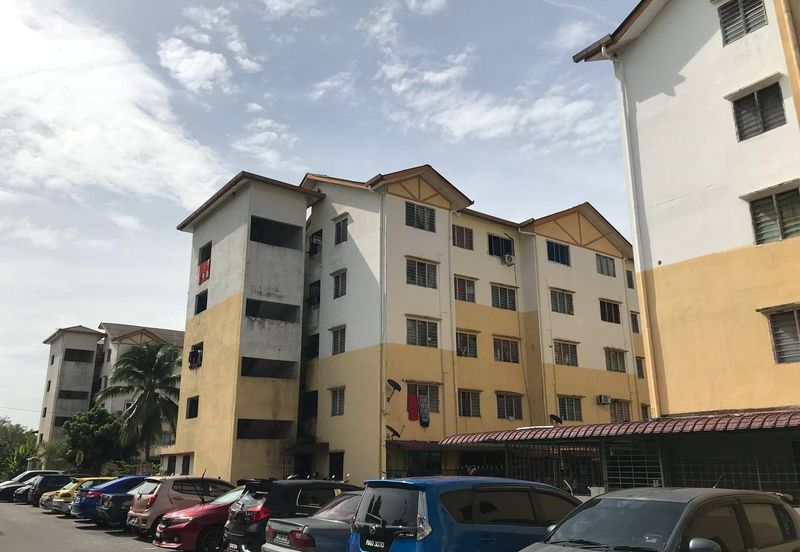 Apartment Cempakapuri