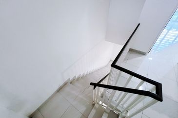 Austin Residence @Taman Mount Austin