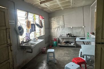 Pekan Nanas,  Sentosa Garden 4rooms Single Storey