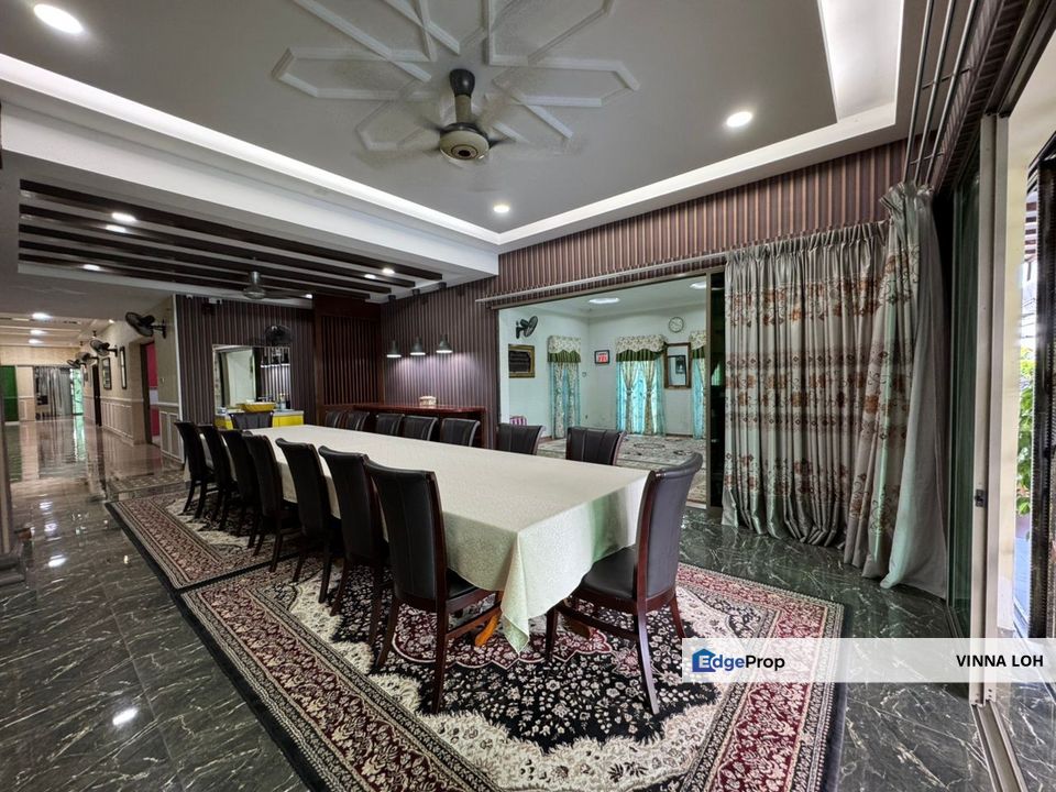 Extra-large Detached Bungalow with Land, Johor, Pontian