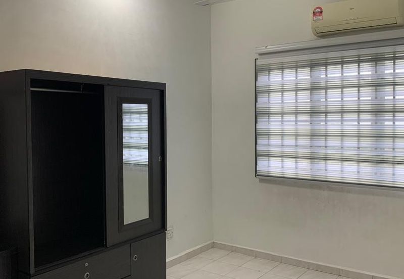  Idaman Senibong Apartment