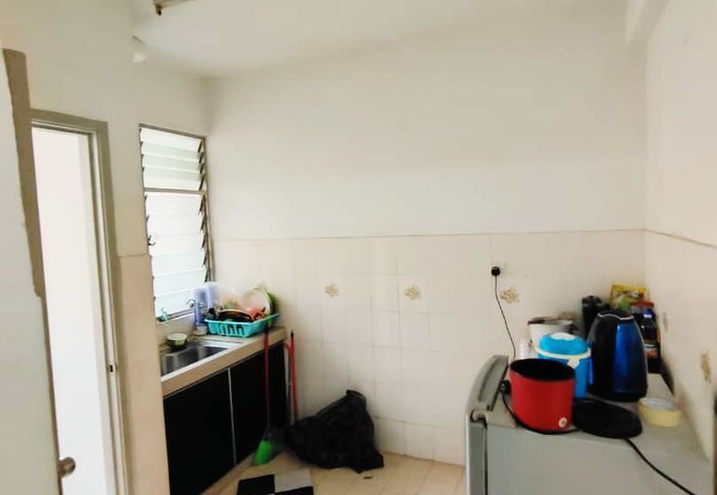 Vista Seri Alam Apartment