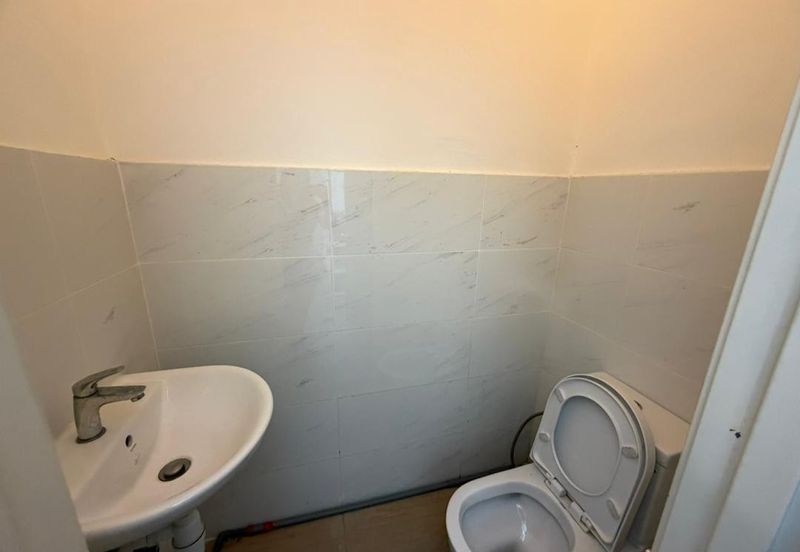 Laman Damai Shoplot For Rent