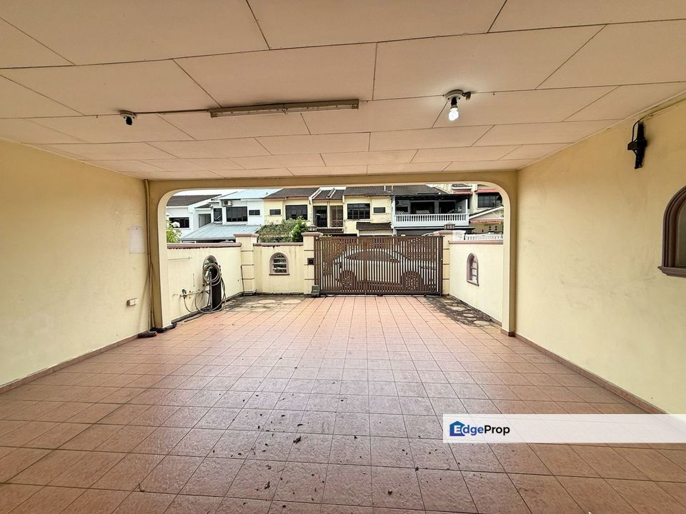  Desa Cemerlang 保安区双层排屋出售, Johor, Ulu Tiram