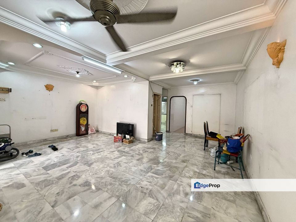  Desa Cemerlang 保安区双层排屋出售, Johor, Ulu Tiram