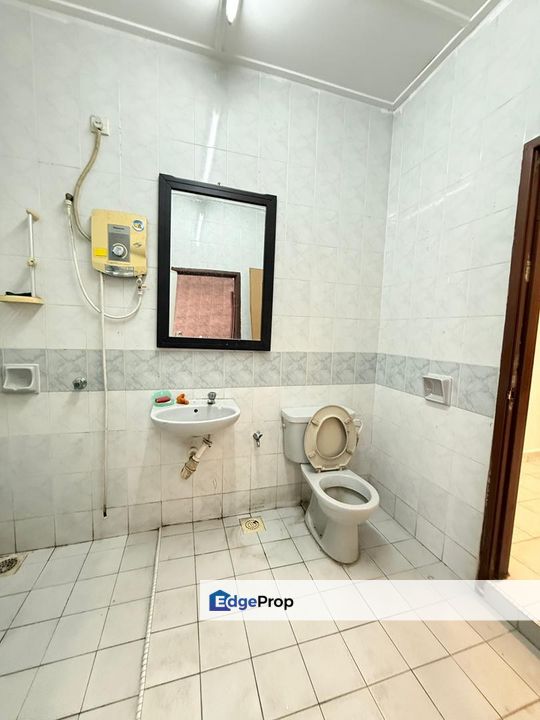 Taman Pelangi Indah Jalan Pesona  Ulu Tiram, Johor, Ulu Tiram