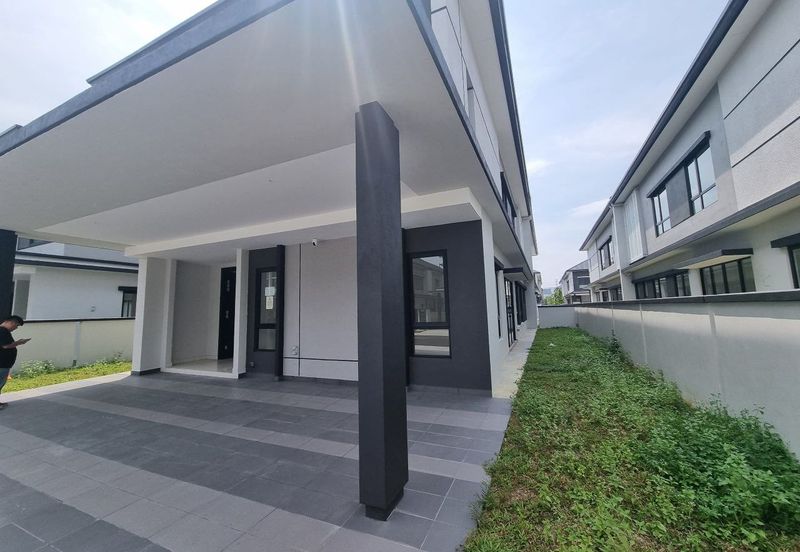 Freesia Residences @ Tropicana Aman