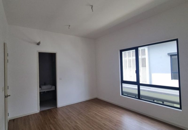 Freesia Residences @ Tropicana Aman