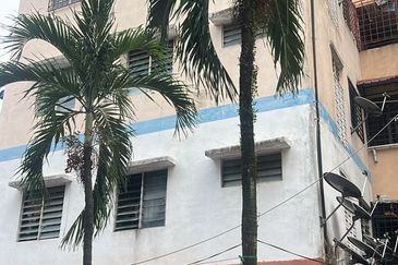 Bukit Tinggi 2 Apartment